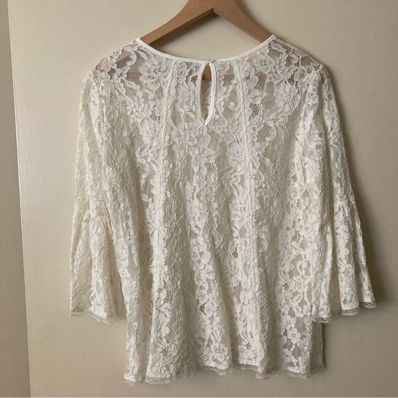 Chelsea28 Lace Top Size L Long Bell Sleeve - Picture 5 of 9